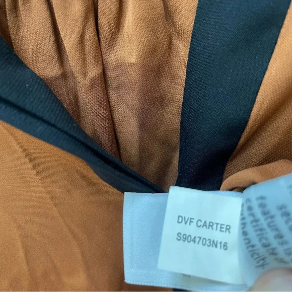 Diane von Furstenberg Silk Color Block Brown Black Button Down Blouse Top Size 0 - Picture 10 of 10